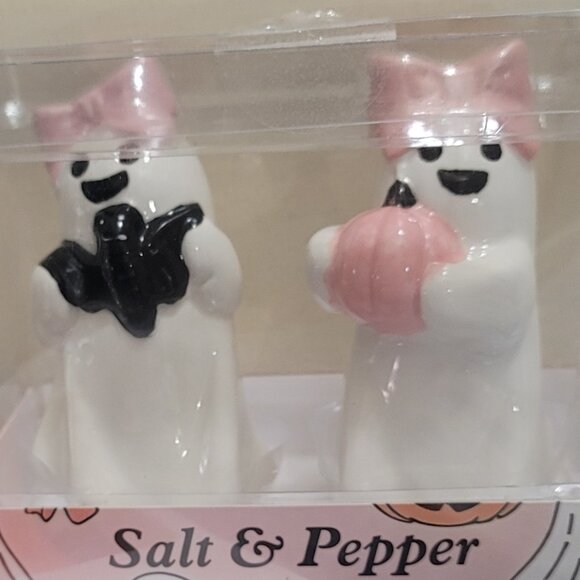 Halloween Salt and pepper shakers – ghosts (NWT) - Picture 4 of 6